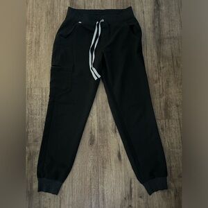 Figs Zamora Scrubs in Black size Small Regular length. Not high wasted.